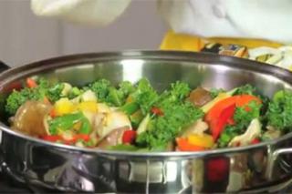 Saladmaster Healthy Solutions: Maitake Mushroom Stir-Fry