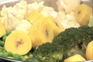 Saladmaster Healthy Solutions 316 Ti Cookware: Vegetables and Plantains